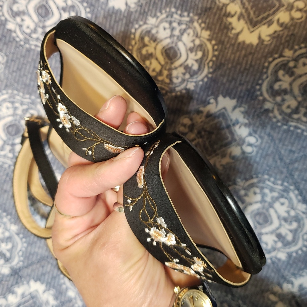 Nanette LEPORE strappy Sandals 8 - Picture 8 of 13